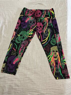 Constantly Varied Gear Skull Print Capri Leggings